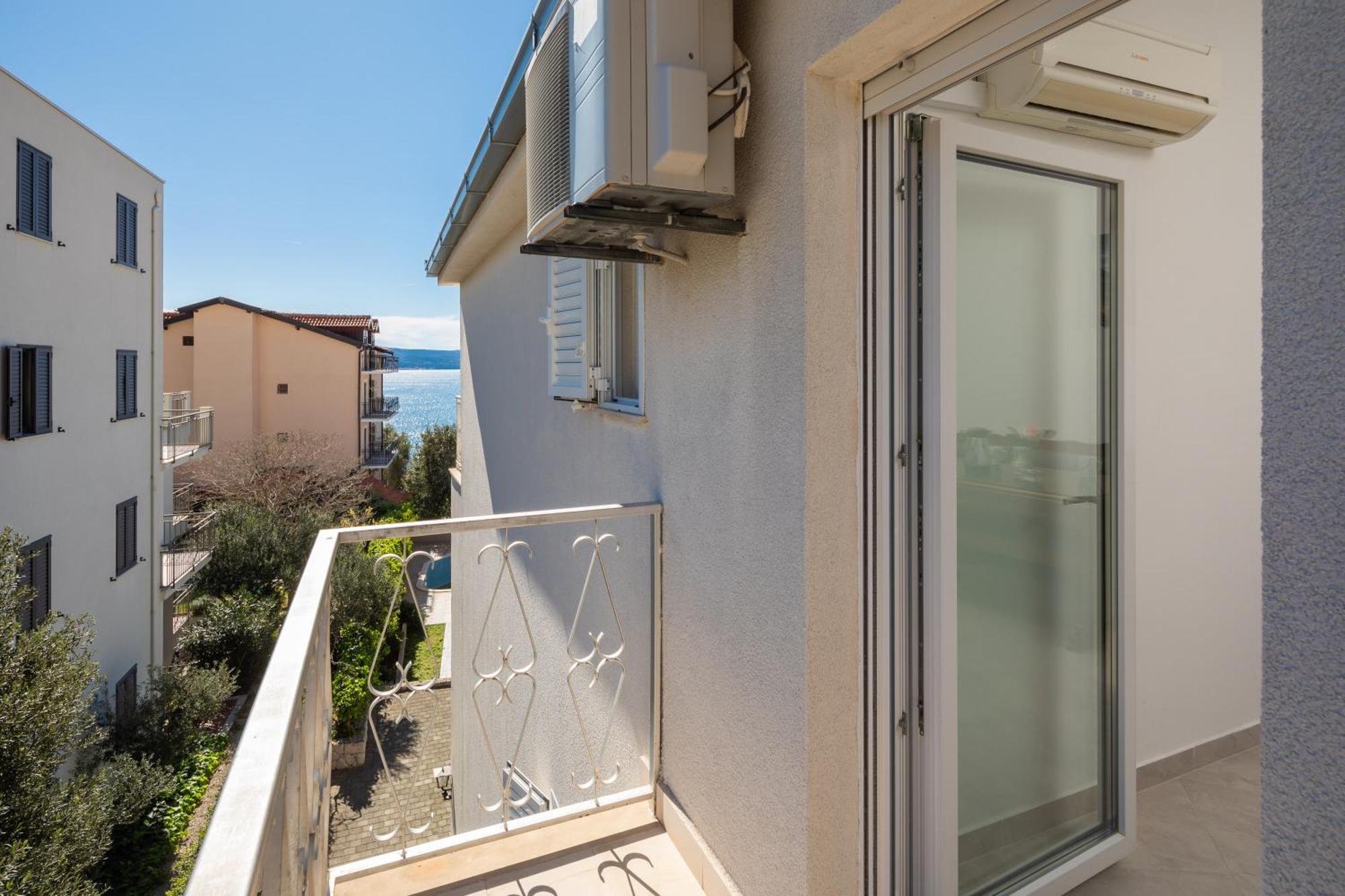 Sunshine Suites Omiš Zewnętrze zdjęcie