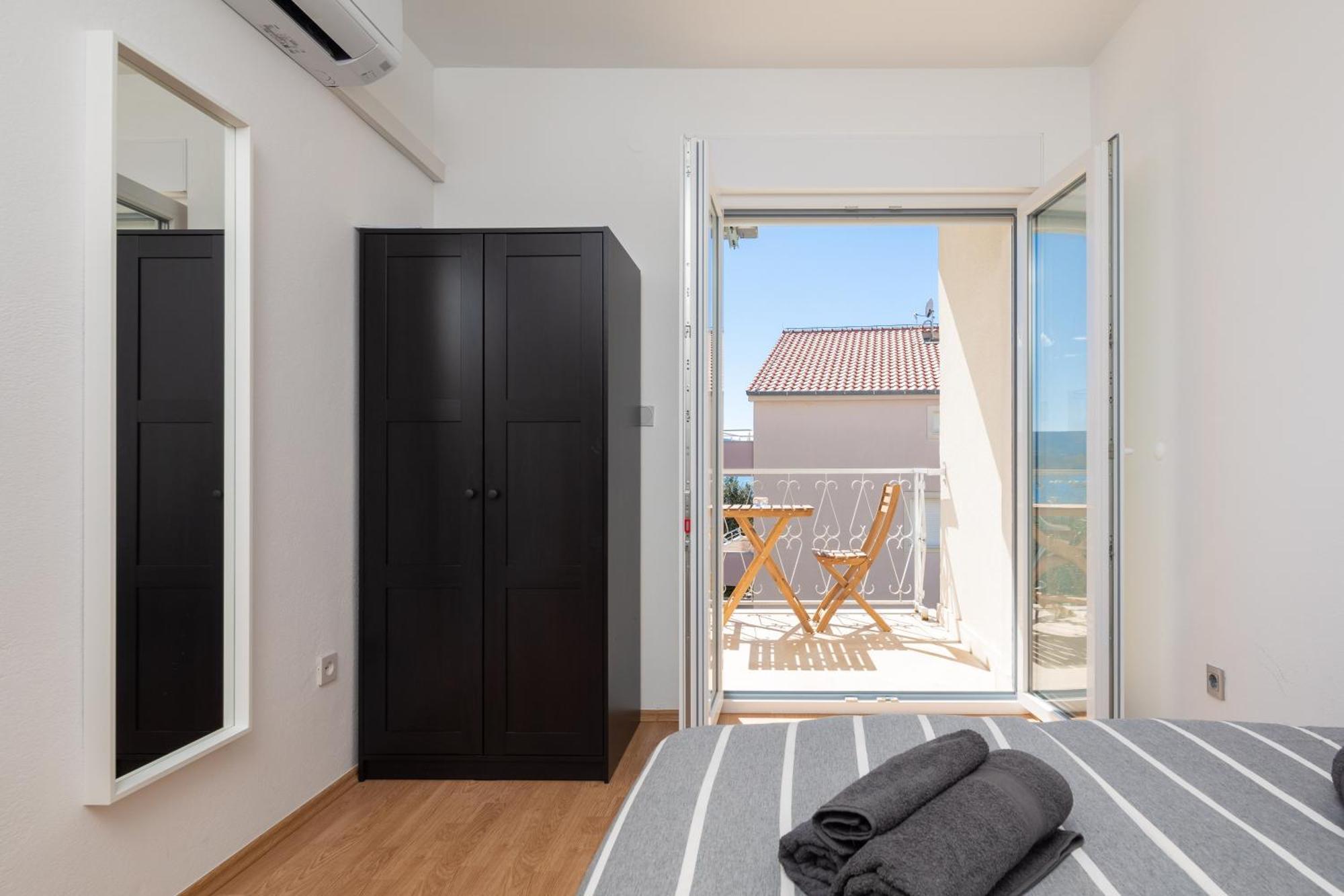 Sunshine Suites Omiš Zewnętrze zdjęcie