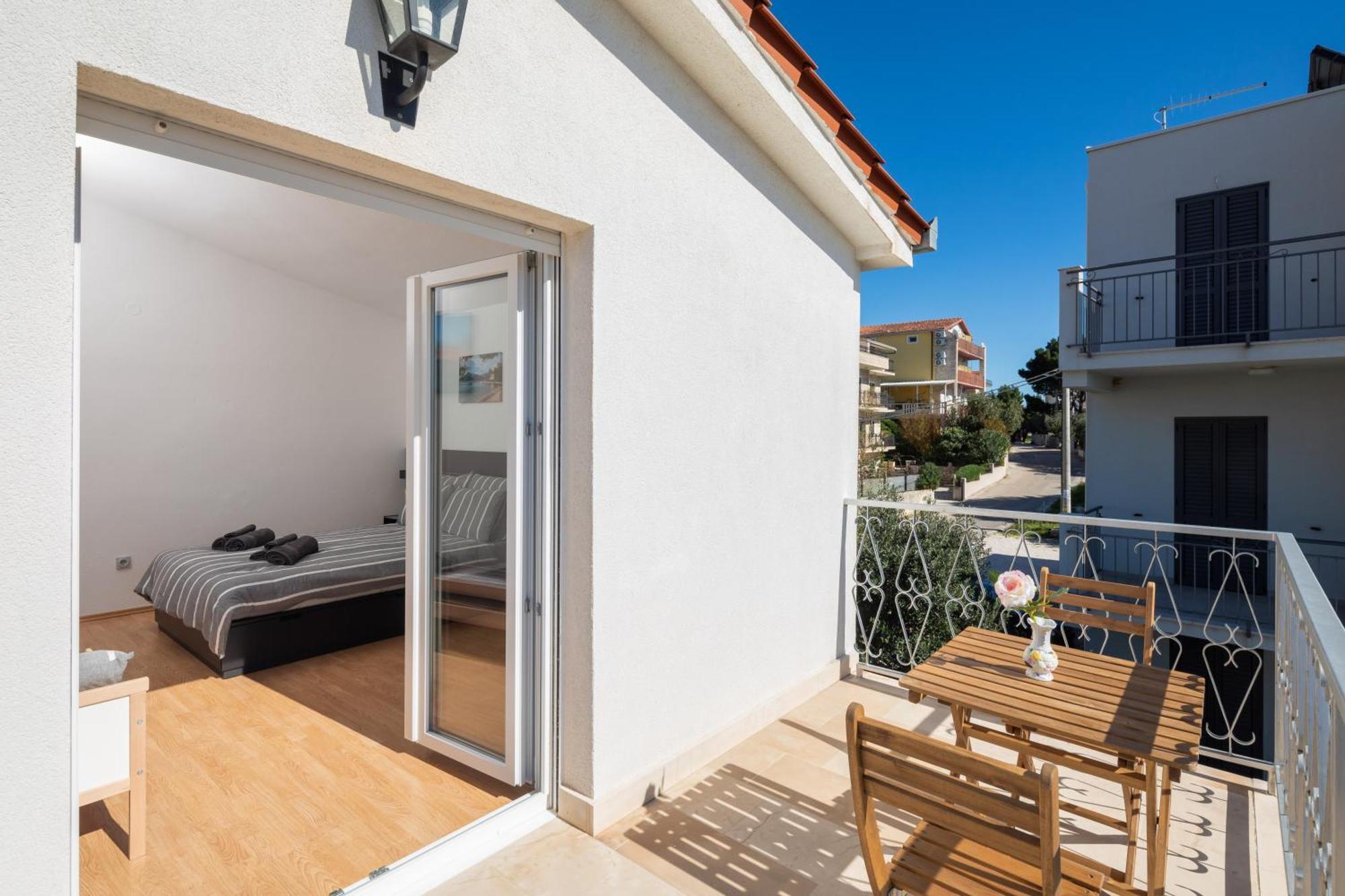 Sunshine Suites Omiš Zewnętrze zdjęcie