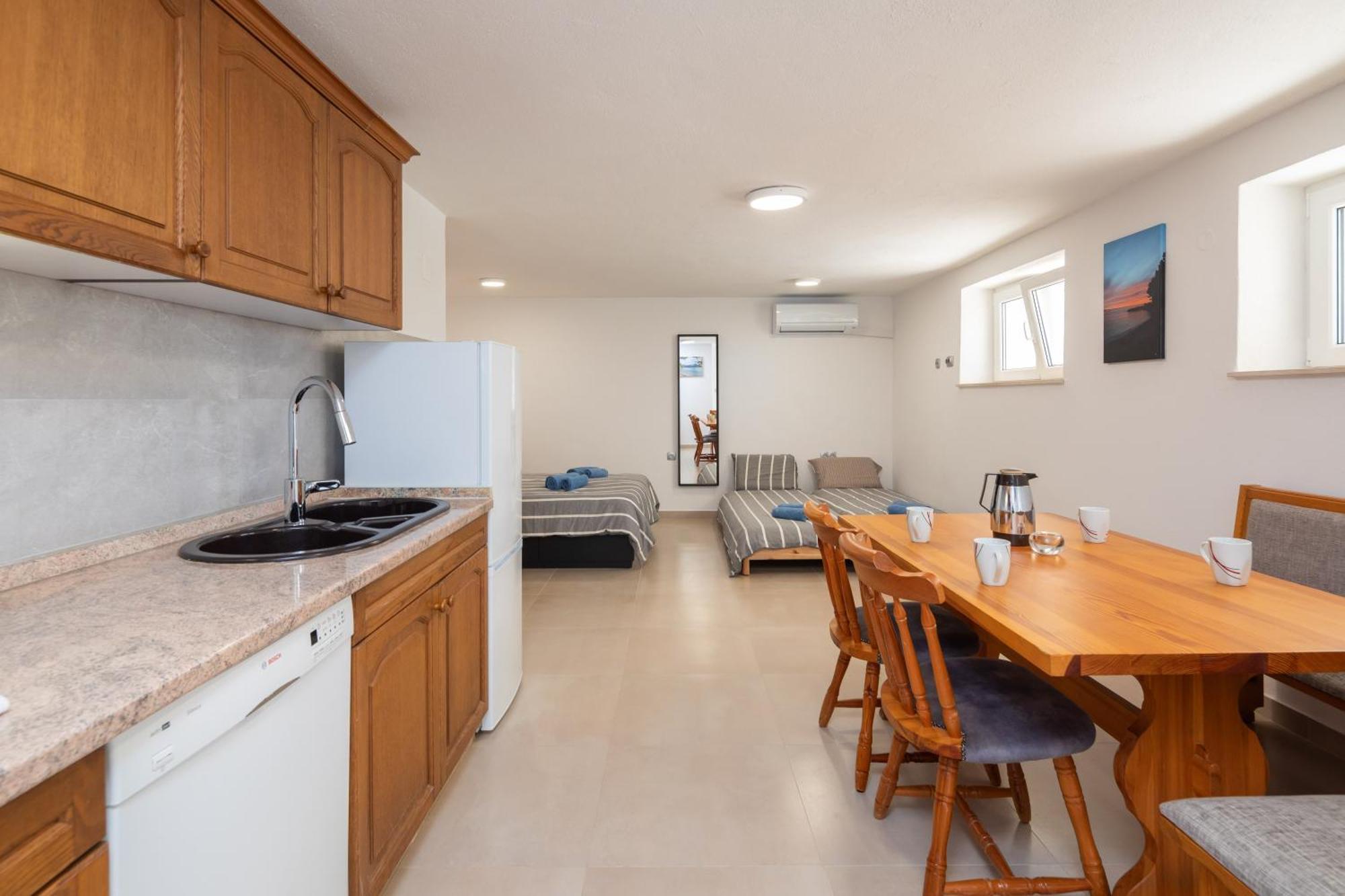 Sunshine Suites Omiš Zewnętrze zdjęcie