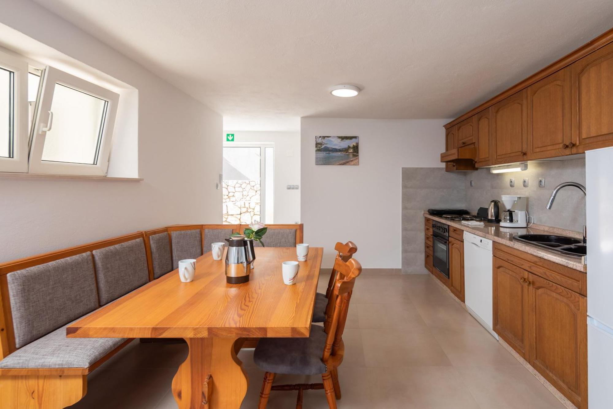 Sunshine Suites Omiš Zewnętrze zdjęcie