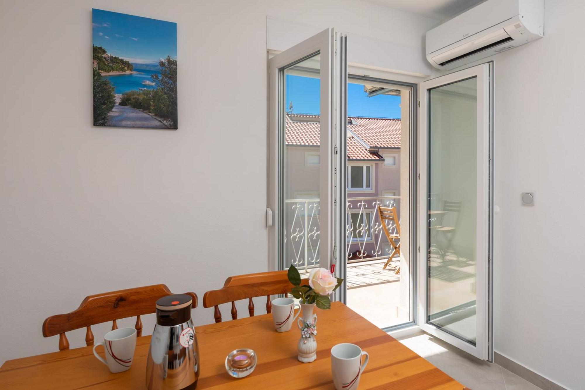 Sunshine Suites Omiš Zewnętrze zdjęcie