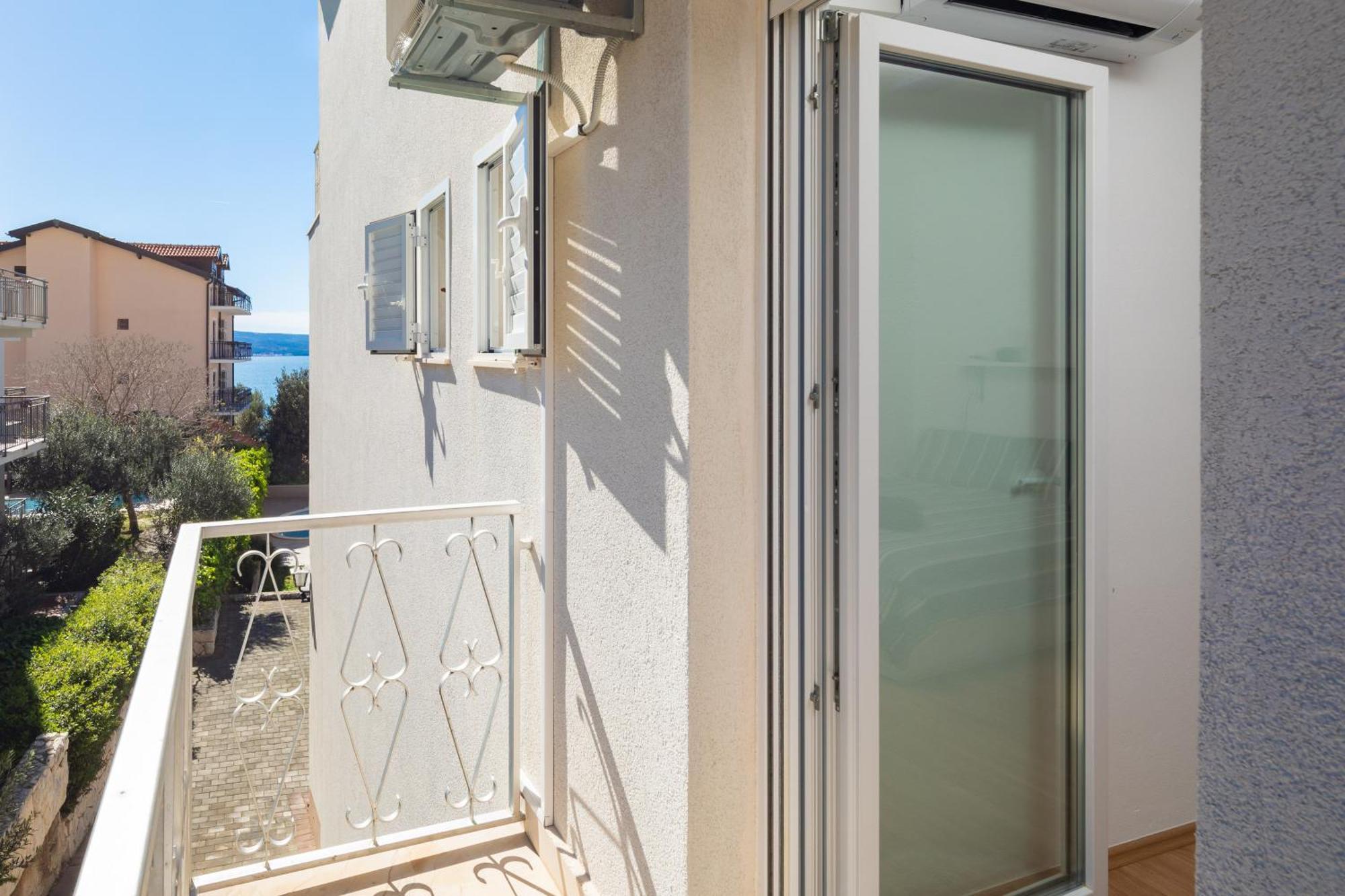 Sunshine Suites Omiš Zewnętrze zdjęcie