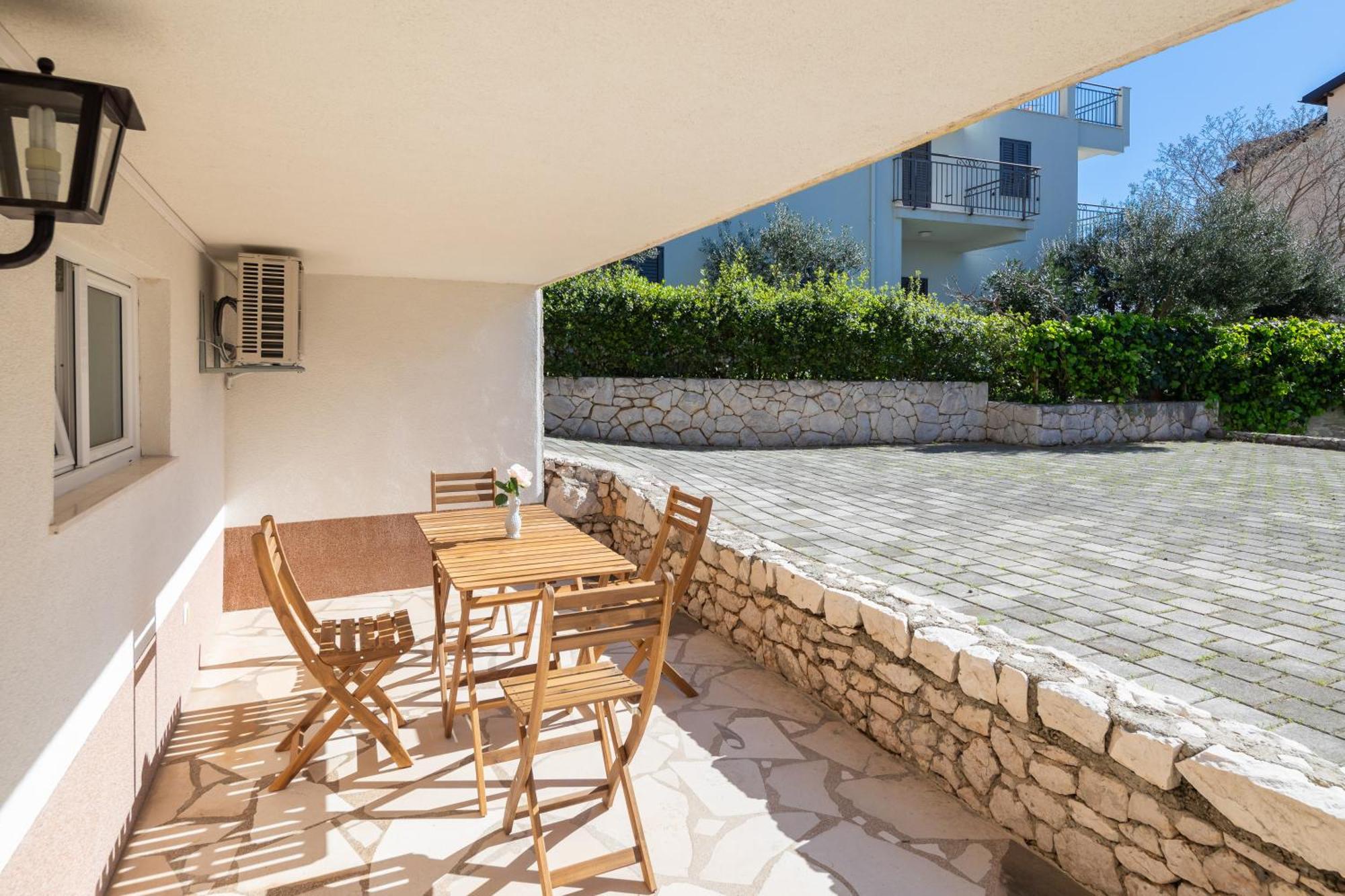 Sunshine Suites Omiš Zewnętrze zdjęcie
