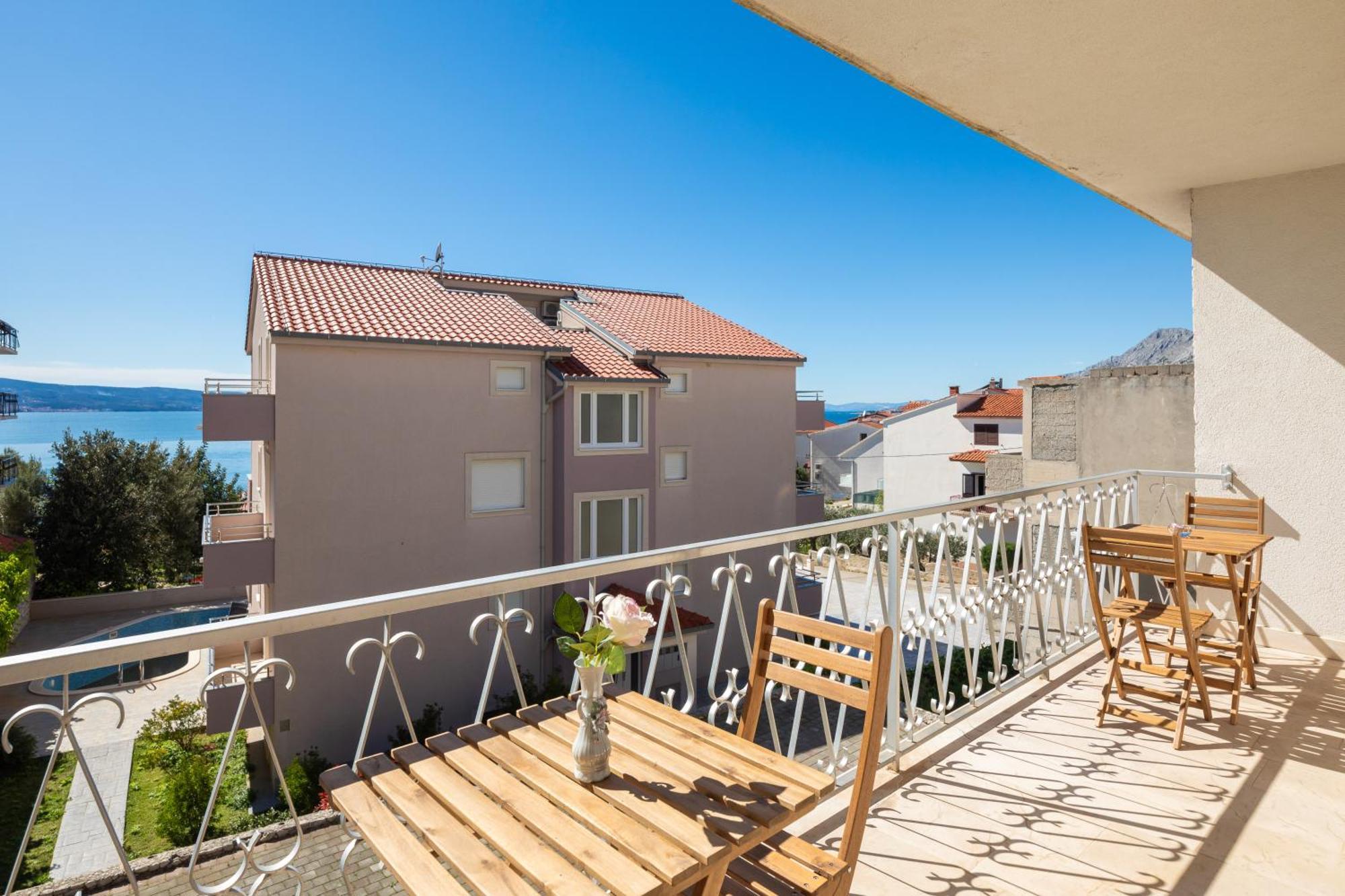 Sunshine Suites Omiš Zewnętrze zdjęcie
