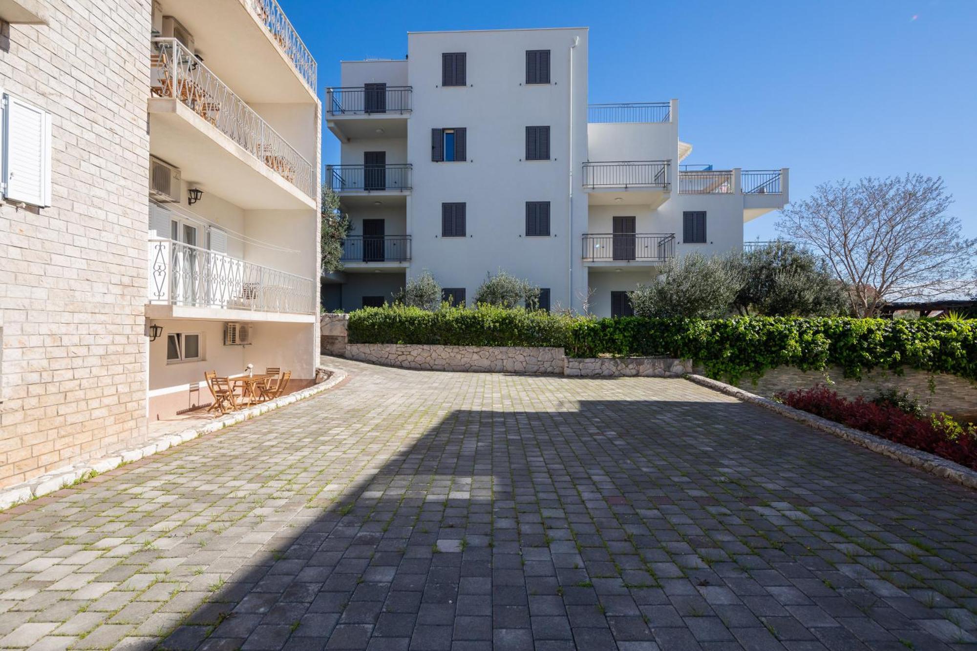 Sunshine Suites Omiš Zewnętrze zdjęcie